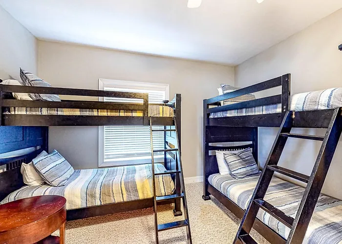 Holiday home Roomy Coastal Gulf Front Retreat With Private Gulf-front Splash Pool & Gulf View Gulf Shores