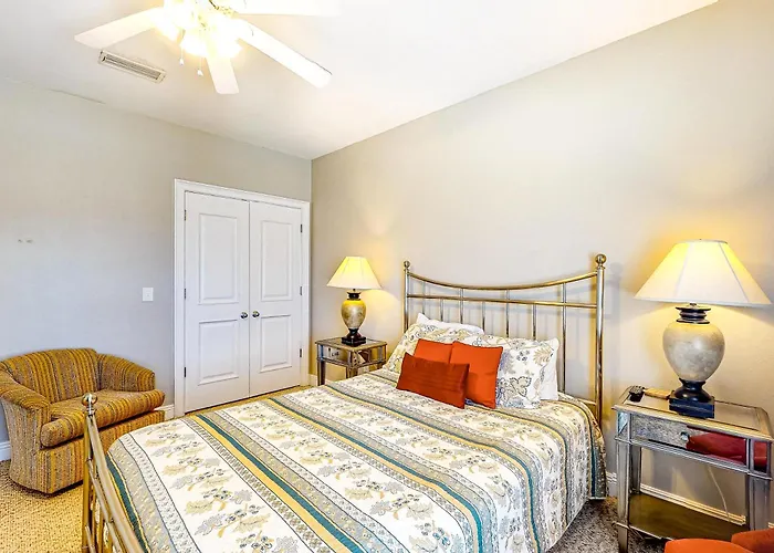 Holiday home Roomy Coastal Gulf Front Retreat With Private Gulf-front Splash Pool & Gulf View *
