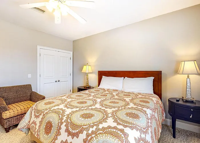 Holiday home Roomy Coastal Gulf Front Retreat With Private Gulf-front Splash Pool & Gulf View Gulf Shores